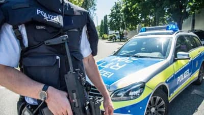 Berlin Polis: Yeni il gecəsində yüzlərlə saxlanılan, onlarla yaralı!