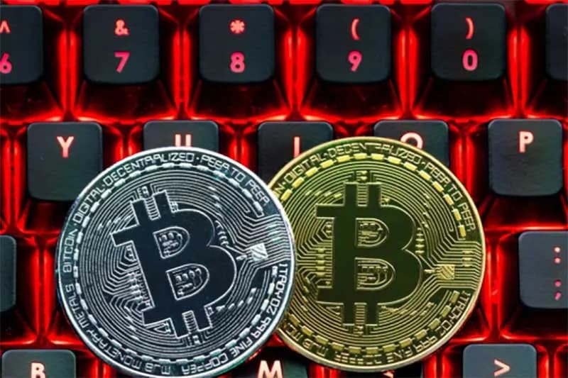 Kriptovalyuta Bazarı Güclənir: Bitcoin 90,000 Dolları Aşdı, Altkoinlər Yüksəldi