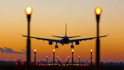 ABŞ-da qar fəlakəti: 1600-dən çox uçuş ləğv edildi!