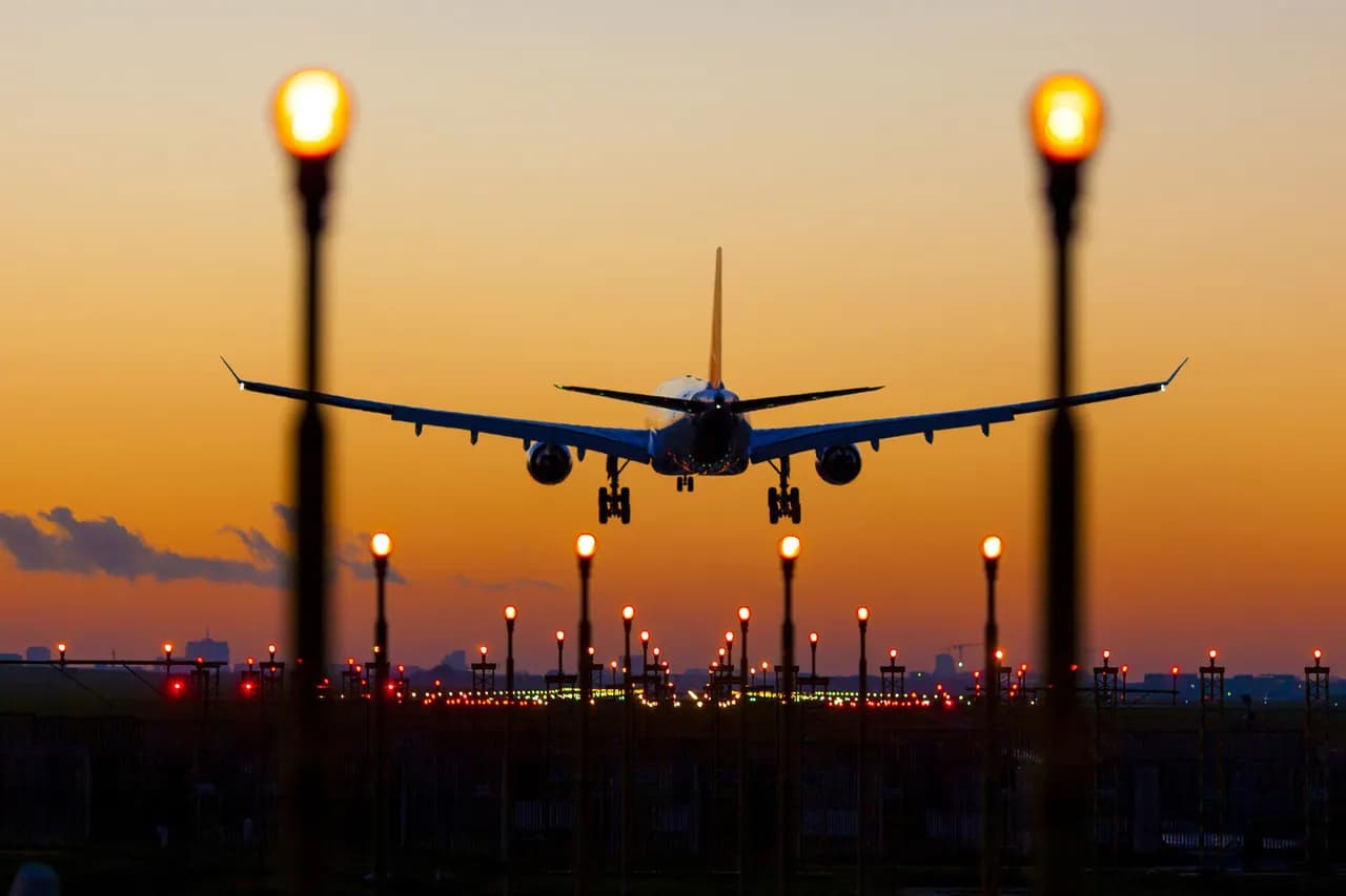 ABŞ Karib dənizi üzərindəki uçuş məhdudiyyətlərini ləğv etdi